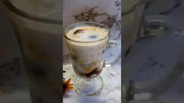 Айс-кофе, холодный кофе с молоком