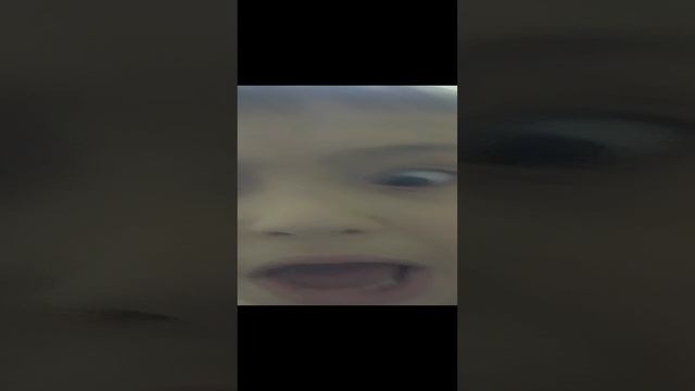 а у меня во дворе кто-то ходит кто-то ходит