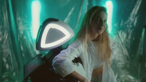 Новый мир - новая песня видео клип