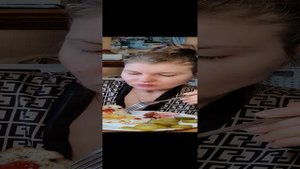 МУКБАНГ. Яичница с сосиской, маринованный огурчик😋