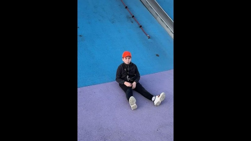 Когда все друзья уехали на лето