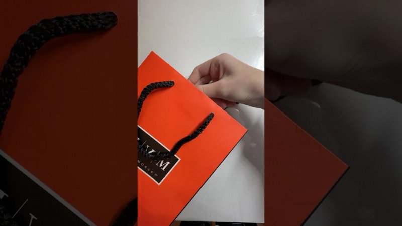 Распаковка из ЦУМа Ооочень прикольная игрушка
