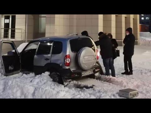 Неадекват обстрелял здание полиции и банка в Когалыме смотреть онлайн