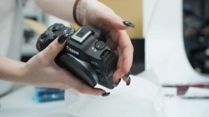 Canon R8