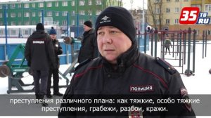 Народные дружинники следят за общественным порядком в Вологде