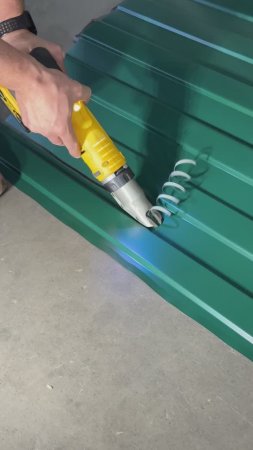 Ножницы аккумуляторные DeWALT DCS 491N