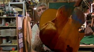 Классическая гитара из палисандра мастера Милокумова в продаже в мастерской Антона Хорина.