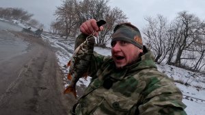 Фидер зимой в Москве Легко! Рыбалка на Курьяновском сбросе. Не спортивный монтаж. Так не делай ))