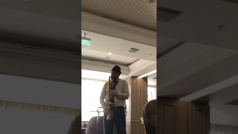 Алексей Чумаков «Тут и там».