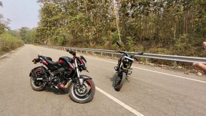 Bajaj Pulsar NS 200 VS Bajaj Pulsar N250🥵🔥Detailed BS7 Comparison! Konsa Zadya Acha ha?#bajaj#ns200