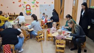 Мастер-класс с родителями и детьми в 1 мл гр "Матрёшка - мама" .mp4