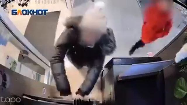 В Волгограде крепостным установили  аппарат самообслуживания для кофе смотреть онлайн