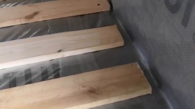 как сделать черновой пол из фанеры в каркасном доме смотреть онлайн