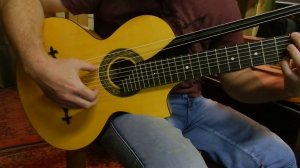 Двугрифная русская гитара Антона Хорина, проба доп.басов.