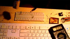 Тестирование инфракрасного светодиода на максимальный ток при напряжении 5в.