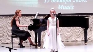 Кудрина Есения, 3, Йозеф Гайдн "Колыбельная", "Премия Андрюша-2025", номинация "Академический вокал"