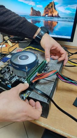Вытащил ОЗУ из ВКЛЮЧЕННОГО компьютера