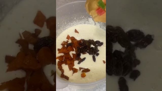 Творожная запеканка.С курагой,изюмом ,цукатами.С манкой.