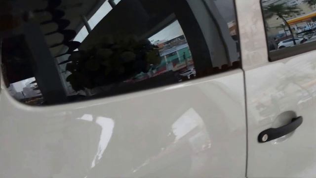 Detalhes da nova Saveiro Volkswagen Robust cabine dupla 2018 branco cristal смотреть онлайн