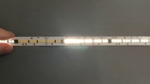 Светодиодная лента адресная 20W 24V 2835 240LED бегущий огонь