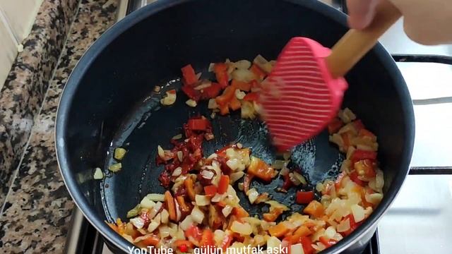 AKŞAMA İKİ TANE TURPLA YAPTIM BU TARİFİ AİLECEK BİZ ÇOK SEVDİK TABAK YEDİK🤤💯👌 смотреть онлайн