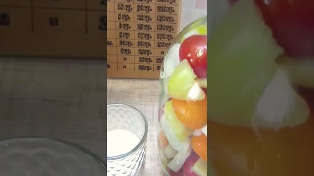 Сладкие Помидоры на Зиму. С луком и сладким перцем ✧ Рецепт в комментариях! #shorts #заготовкиназим