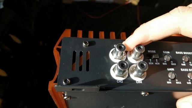 Распаковка и подключение автомобильного усилителя Dl Audio Gryphon Pro 4.200 в Ford Focus 2 смотреть онлайн