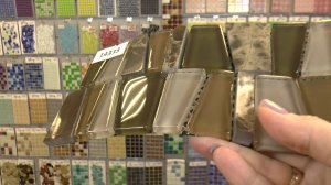 Коричневая мозаика из стекла и мрамора, трапеции