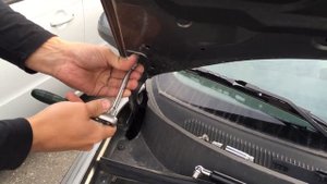 Ravon Nexia R3 УСТАНОВКА УПОРОВ КАПОТА ОТ КОМПАНИИ ПАТРИОТ