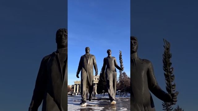 Ожившие памятники