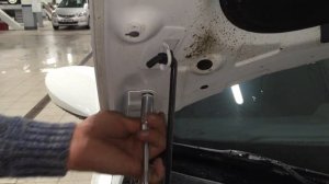 HYUNDAI SOLARIS Установка упоров капота