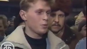 В. Молчанов. До и после полуночи. Московская пивная.