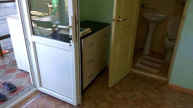 Жилье в Ейске - Гостевой дом №33. Номера [4 чел]. Местоположение - Калинина / Победы