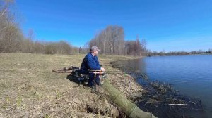 Май — рыбалка на фидер.