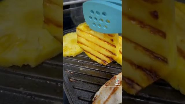 Let’s Make A Quick Summer Salad #shorts смотреть онлайн