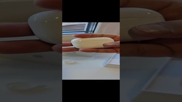 Первое открытие iPhone 16 pro Max в цвете Desert Titanium смотреть онлайн