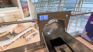 БОЛЬШОЙ СЛАЙДЕР В ТОРГОВОМ ЦЕНТРЕ / "SLIDE" Deniz Mall / г. Баку, Азербайджан
