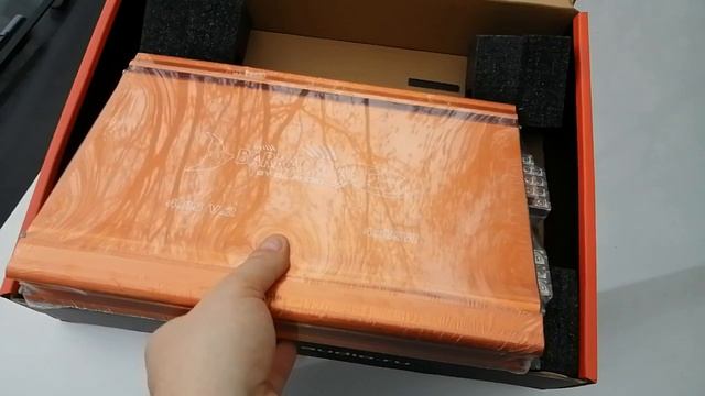 Распаковка и обзор усилителя DL Audio Barracuda 4.85 v.2 смотреть онлайн