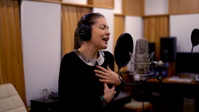 Алена Петровская-Любовь окаянная муз и сл. Леонид Басович смотреть онлайн