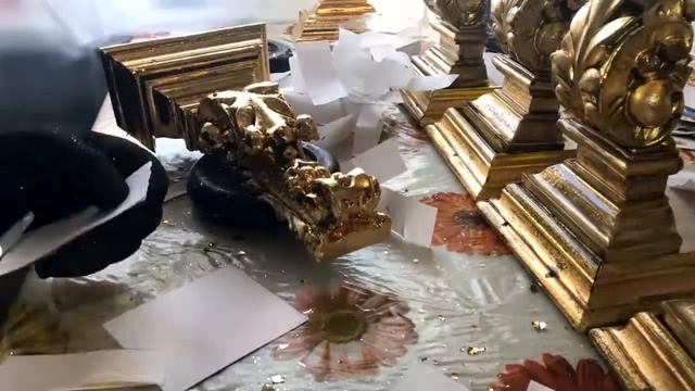Реставрация декора с имитацией золочения суперпоталью. таймлапс The restoration of gilding imitation