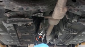 Покрытие днища автомобиля синтетическим антикором Dr.Rubber 3-A