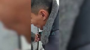 Мас абалдагы милиция кызматкерлери айдоочуга тоскоолдук жараткан видео тарады