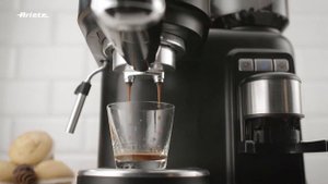 Ciśnieniowy ekspres kolbowy Ariete mod. 1318 Espresso Moderna