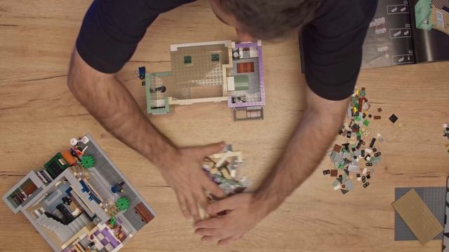 Мой первый набор Lego Creator Expert 10278 Полицейский участок смотреть онлайн