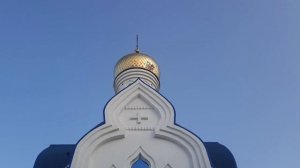 В церквях прохладно, на кладбищах спокойно