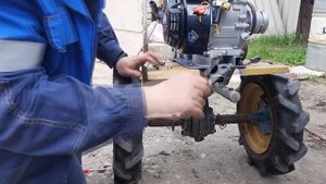 Замена мотора на мотоблоке Нева, готовимся пахать на даче