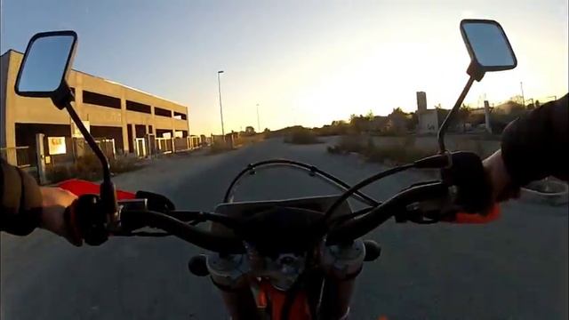 Ktm Exc 125 - Hm Crm 125 смотреть онлайн