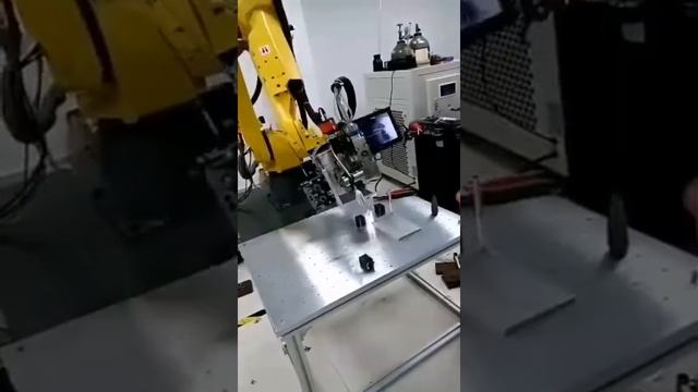 Робот сварочный аппарат (2)——XT LASER