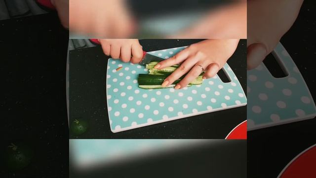 🇩🇪🇷🇺🇺🇲 Gesund und lecker! Was braucht man sonst noch? Kohlrabi Salat! смотреть онлайн