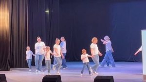 Озорные Великолепные Звезды - танец для мам конкурс VinArt